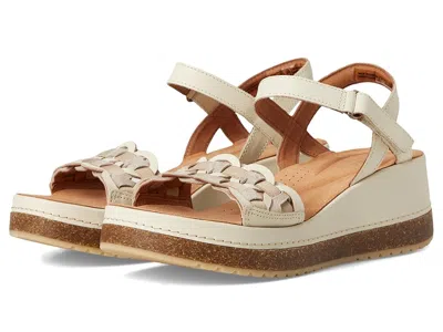 Clarks Kassanda Bar In White