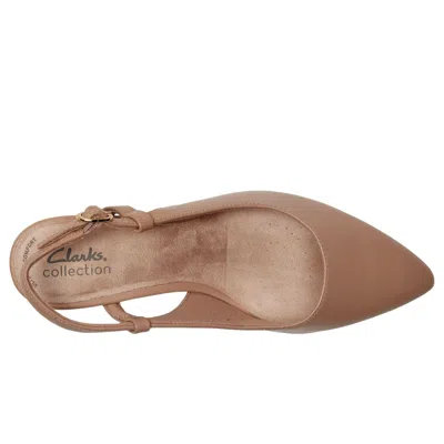 Clarks Kepley Lane Pump Warm Beige Leather 26180007 Women's In Brown