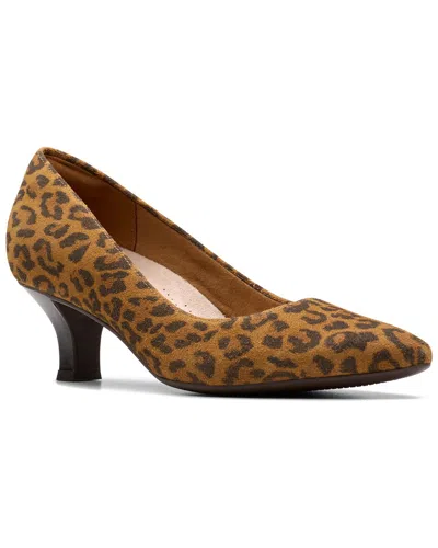 Clarks Kepley Vine Leather Pump In Brown