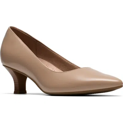 Clarks Wide Width Kepley Vine Pump In Brown