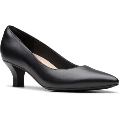 Clarks ® Kepley Vine Pump In Black Leather