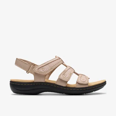 Clarks Laurieann Ivy In Sand