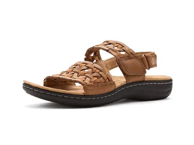 Clarks Laurieann Lily In Brown