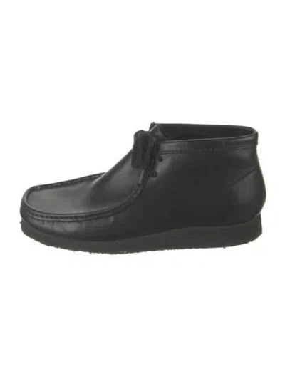 Pre-owned Clarks Leather Boots In Black