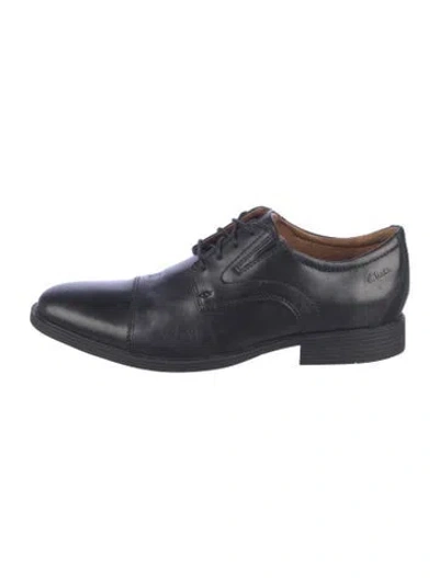 Pre-owned Clarks Leather Derby Shoes In Blue