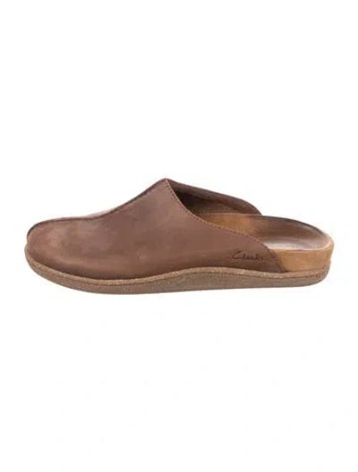 Pre-owned Clarks Leather Loafers In Brown