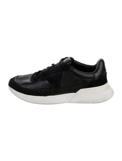 Pre-owned Clarks Leather Sneakers In Black