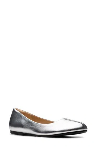 Clarks ® Livia Lilly Ballet Flat In Silver