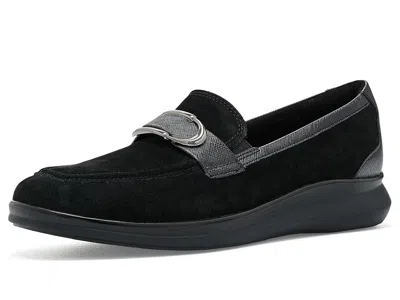 Clarks Lynell Bay Women's Dress Flat Shoes Black Leather: 7 C - Wide, Leather/suede