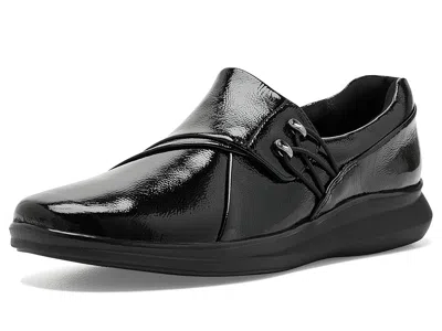 Clarks Lynell Slip High Women's Heels Black Patch: 10 C - Wide In Multi