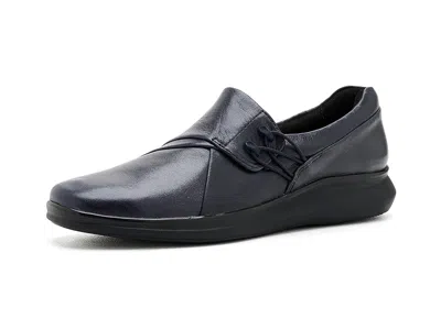 Clarks Lynell Slip High Women's Heels Navy Leather: 7 A - Narrow In Multi