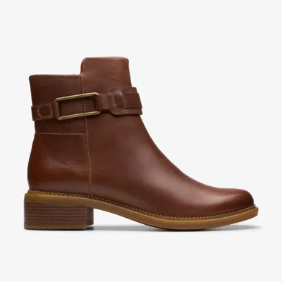 Clarks Maye Bella In Brown