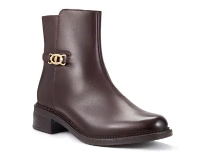 Clarks Maye Kaylie Bootie In Merlot