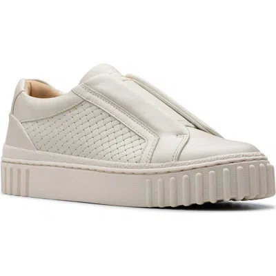 Clarks ® Mayhill Bay Platform Sneaker In White