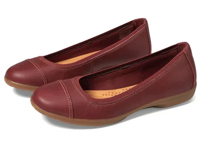 Clarks Meadow Opal In Burgundy