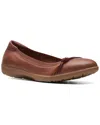 Clarks Meadow Rae In Brown