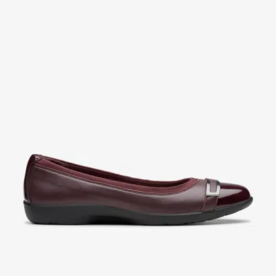 Clarks Meadow Rose In Red