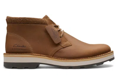 Pre-owned Clarks Men's  Corston Db Waterproof Leather Sneakers In Brown