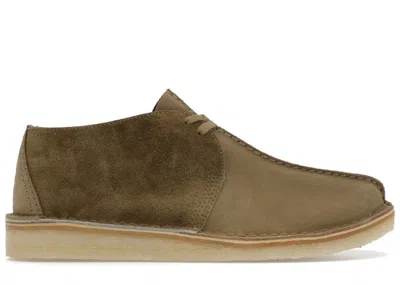 Pre-owned Clarks Men's  Desert Trek Sneakers In Dark Olive Combination In Green