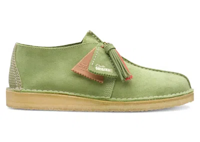 Pre-owned Clarks Men's  Originals Desert Trek Suede Sneakers In Apple In Red