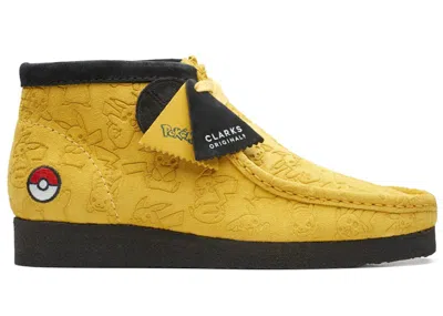 Pre-owned Clarks Men's  Originals Wallabee Boot Pokã©mon Sneakers In Yellow/black