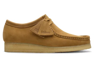 Pre-owned Clarks Men's  Originals Wallabee Mid Suede Sneakers In Tan In Brown