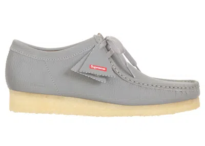 Pre-owned Clarks Men's  Originals Wallabee Supreme Reflective Sneakers In Grey