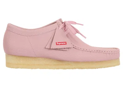 Pre-owned Clarks Men's  Originals Wallabee Supreme Reflective Sneakers In Pink