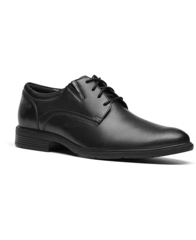 Clarks Un Hugh Lace In Black Leather