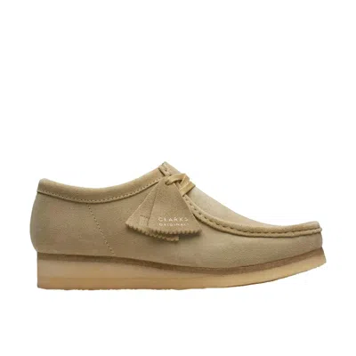 Clarks Men's Wallabee Loafer In Maple Suede In Brown