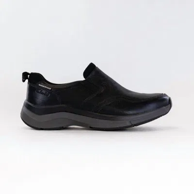 Clarks Men's Wave Edge Shoes In Black