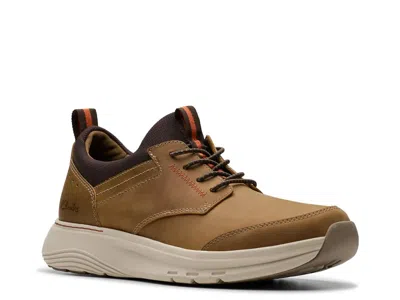 Clarks Motion Trek Ez Oxford In Multi
