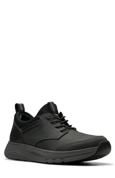 CLARKS CLARKS® MOTION TREK EZ SLIP-ON SNEAKER