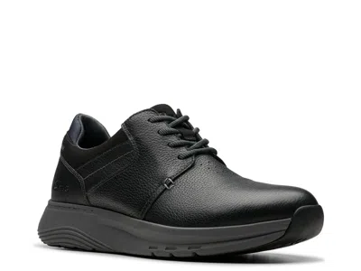 Clarks Motion Trek Oxford In Black