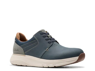 Clarks Motion Trek Oxford In Gray