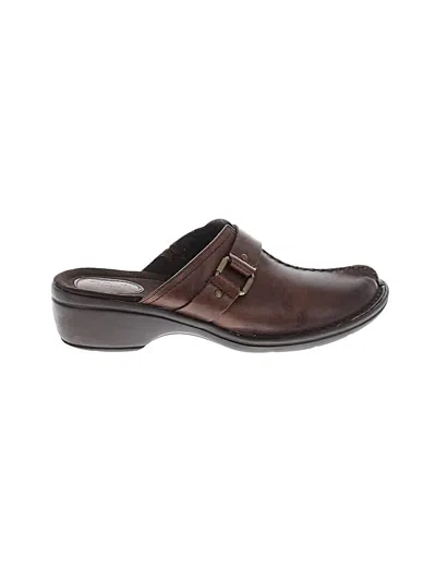 Pre-owned Clarks Mule/clog In Brown