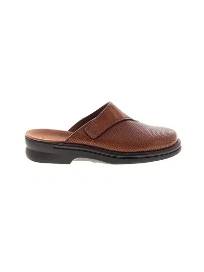Pre-owned Clarks Mule/clog In Brown