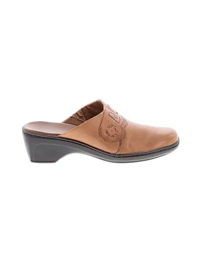 Pre-owned Clarks Mule/clog In Brown