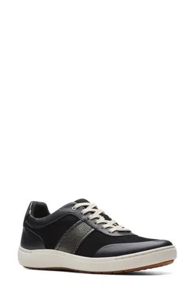 Clarks ® Nalle Fern Sneaker In Black