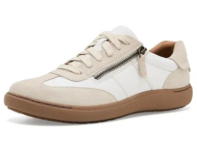 Clarks Nalle T-toe Women's Shoes White Leather: 9 C - Wide