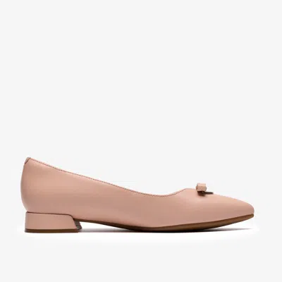Clarks Natalyn Trim In Pink