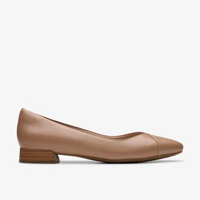 Clarks Natalyn Wish In Beige