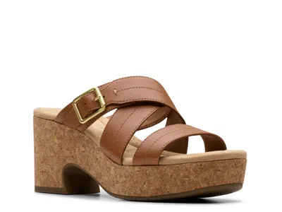 Clarks Nerisa Holly Platform Sandal In Brown