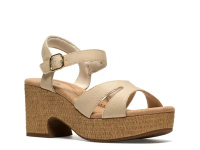 Clarks Nerisa Twist Platform Sandal In Brown