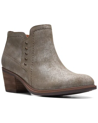 Clarks Neva Lo Leather Bootie In Gray