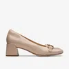 Clarks Nyta 45 Court In Beige
