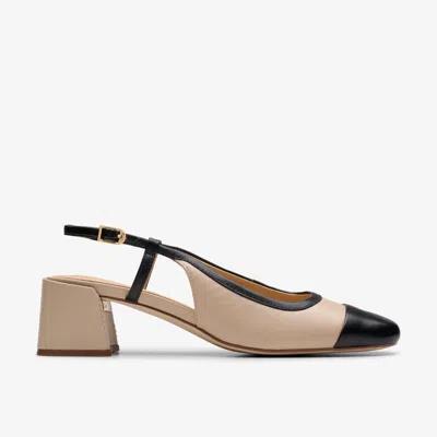 Clarks Nyta 45 Sling In Beige