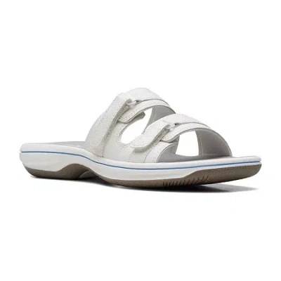 Clarks Of England Clarks Cloudsteppers Womens Breeze Piper Slide Sandals In White