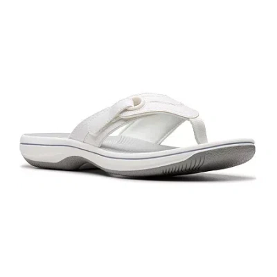 Clarks Of England Clarks Cloudsteppers Womens Breeze Reyna Flip-flops In White