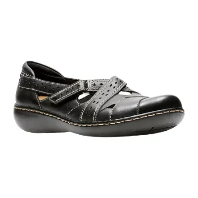 Clarks Of England Clarks Womens Ashland Spin Q Closed Toe Slip-on Shoe In Black